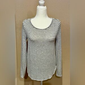 Old Navy Black and White Striped Long Sleeve Top